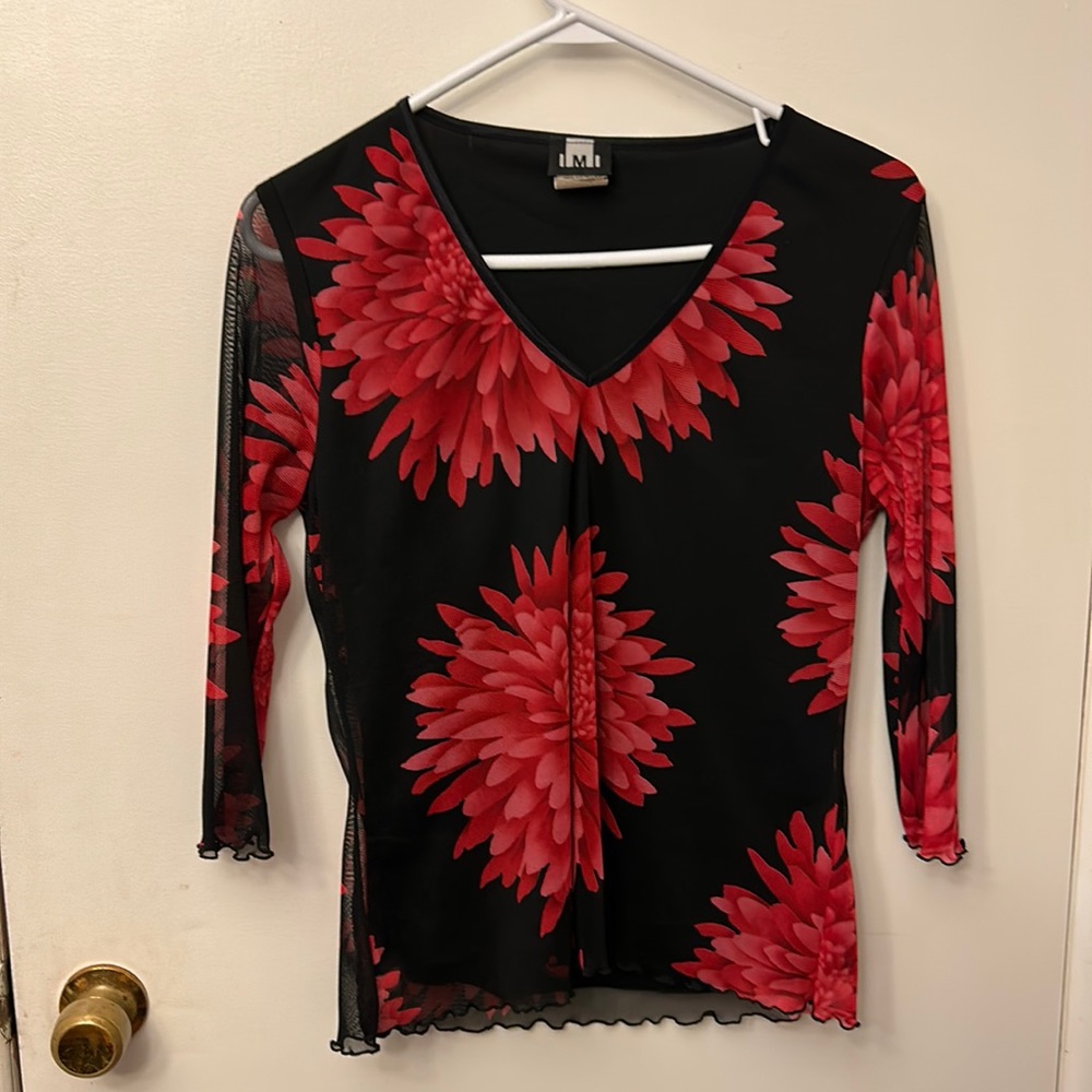 IMI Women’s Top Red/Black Size Large